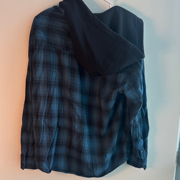 Fashion Nova Blue and Black Plaid Shirt Jacket - Picture 1 of 2